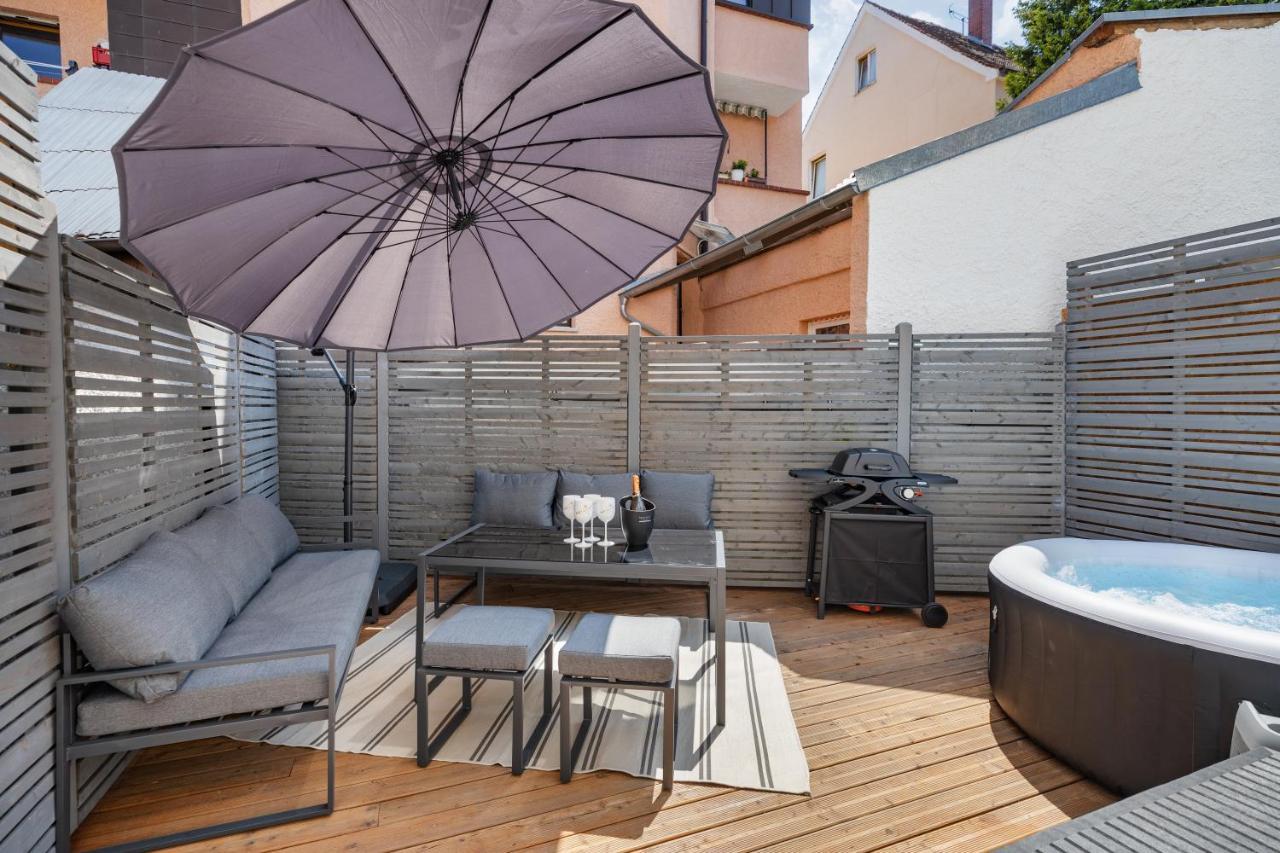Terrace Apartment With 5 Rooms, Whirlpool And Bbq Augusta Esterno foto
